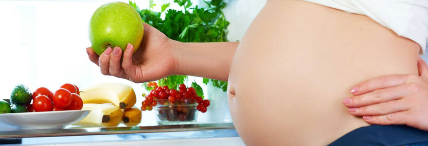 alimentation  enceinte d'une fille